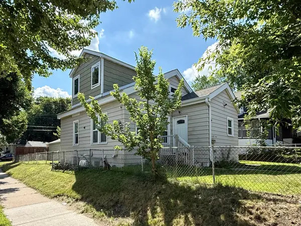 3858 Fremont Avenue N, Minneapolis, MN 55412