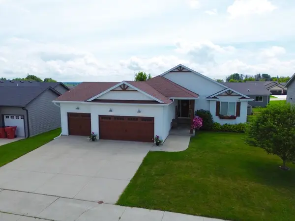 893 Towne Drive Ne, Byron, MN 55920