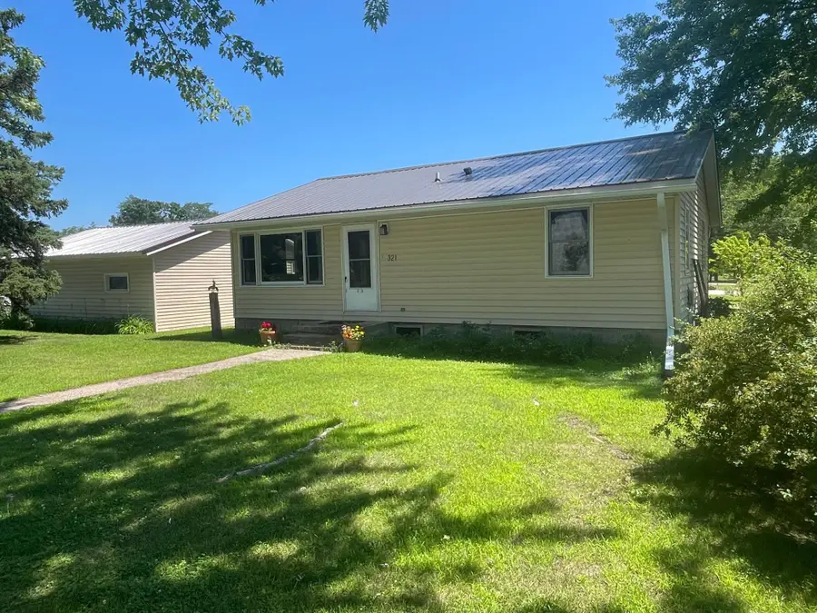 321 W Michigan Street W, Lake City, MN 55041 - #2