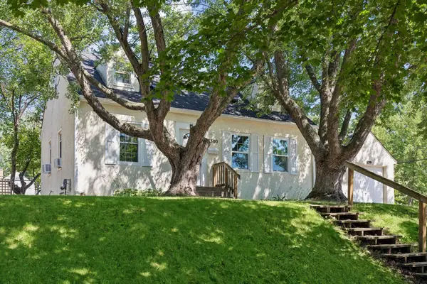 3500 Perry Avenue N, Crystal, MN 55422