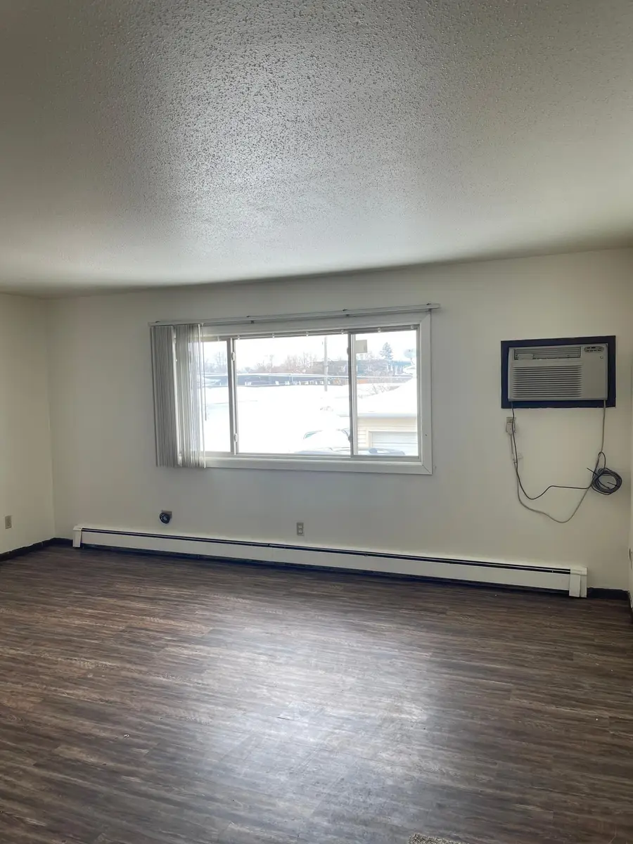 612 6th Street E, West Fargo, ND 58078 - #2