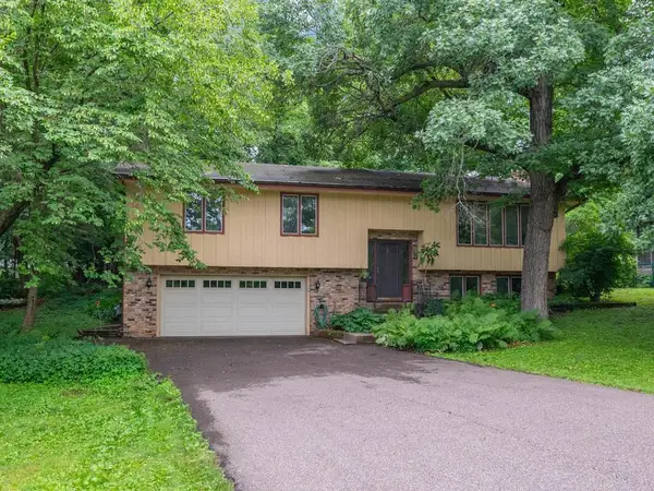 17015 13th Avenue N, Plymouth, MN 55447