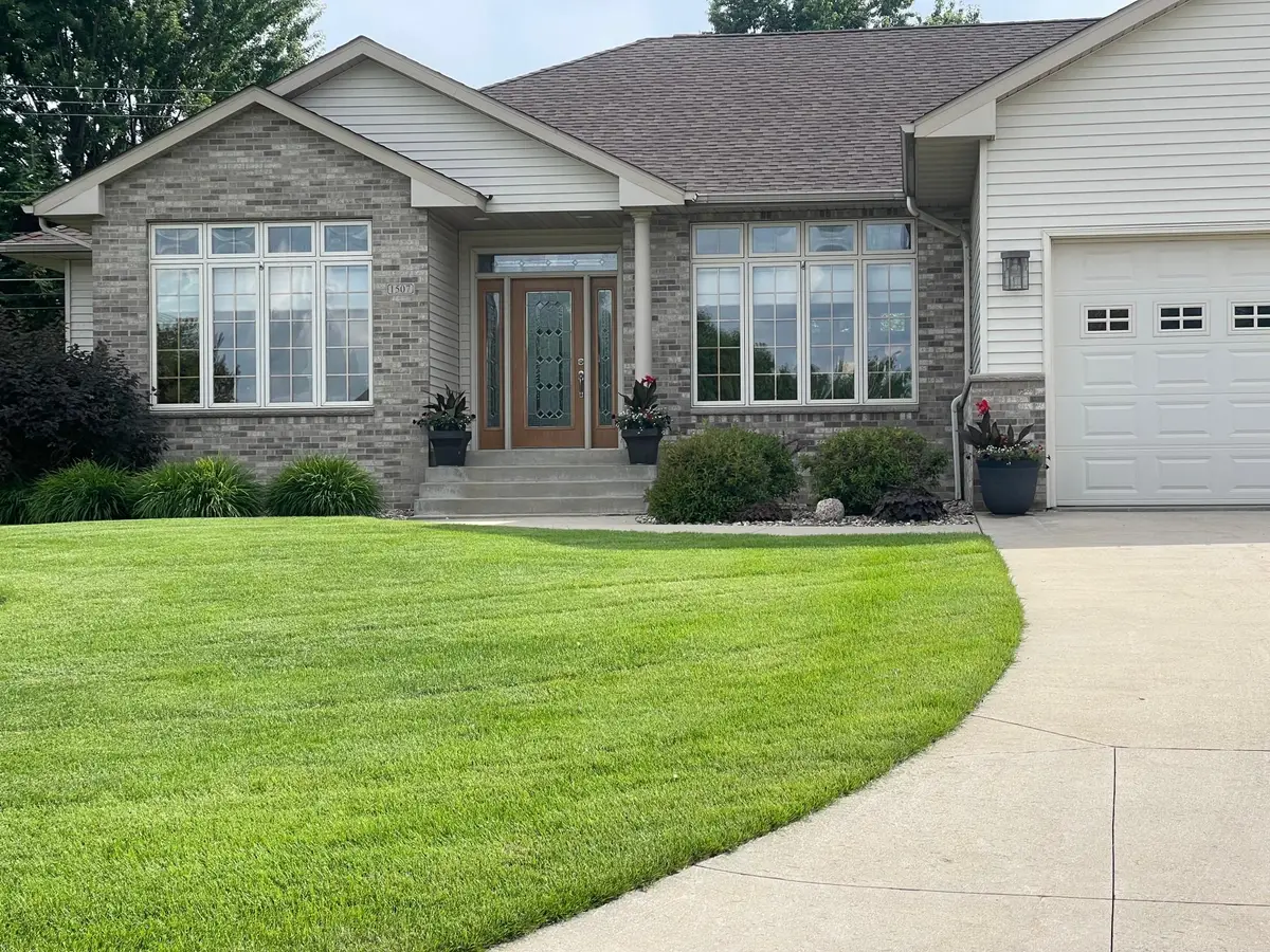 1507 18th Avenue Sw, Austin, MN 55912 - #1