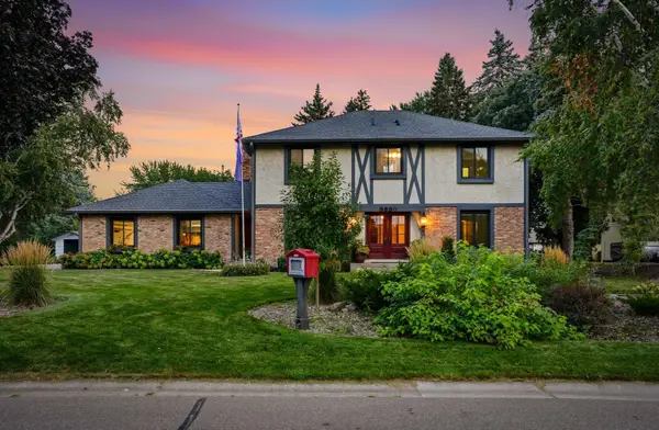 9890 161st Street W, Lakeville, MN 55044