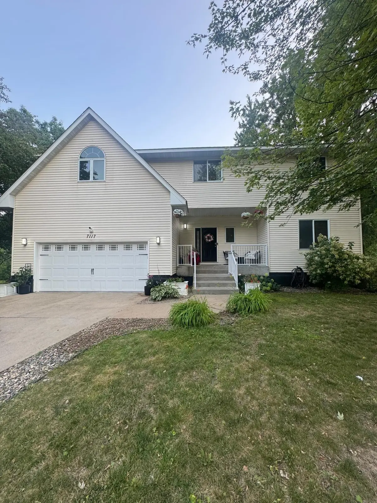 7117 Courtly Road, Woodbury, MN 55125 - #1