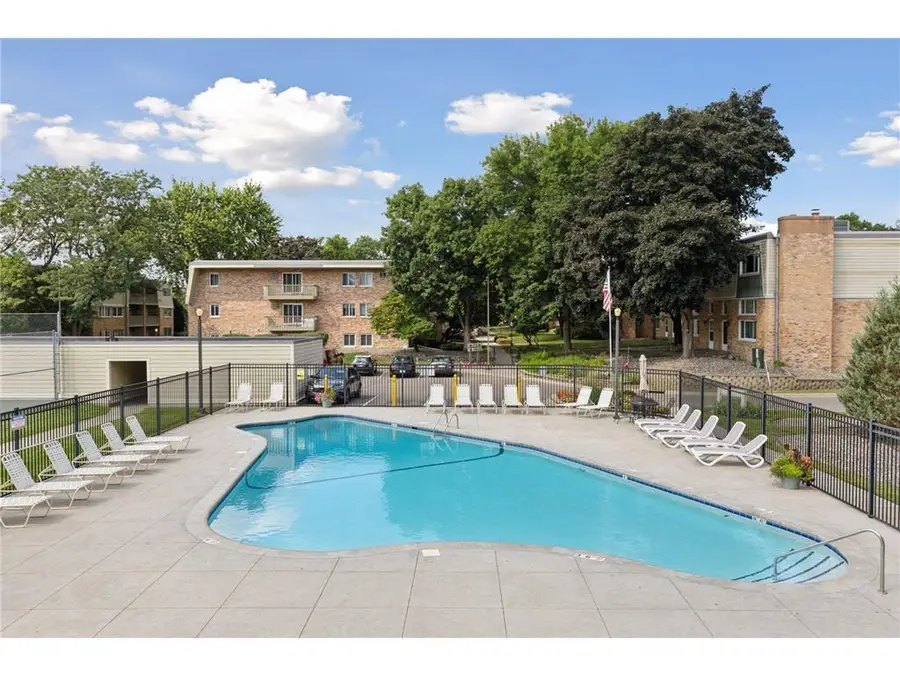 7412 W 22nd Street #104, Saint Louis Park, MN 55426 - #3