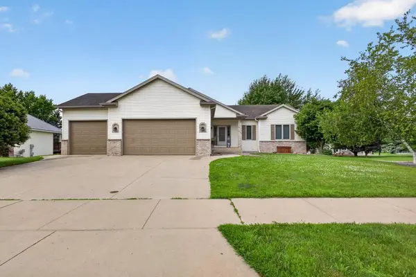 1002 John & Mary Drive Se, Chatfield, MN 55923
