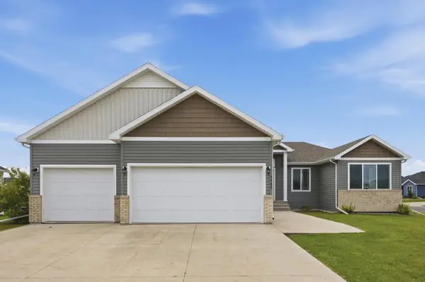 5486 Tyler Avenue S, Fargo, ND 58104