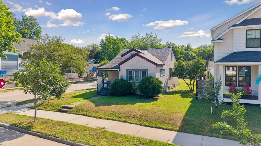 4401 45th Avenue S, Minneapolis, MN 55406 - #2