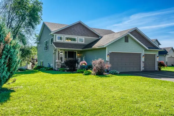 5833 212th Street N, Forest Lake, MN 55025