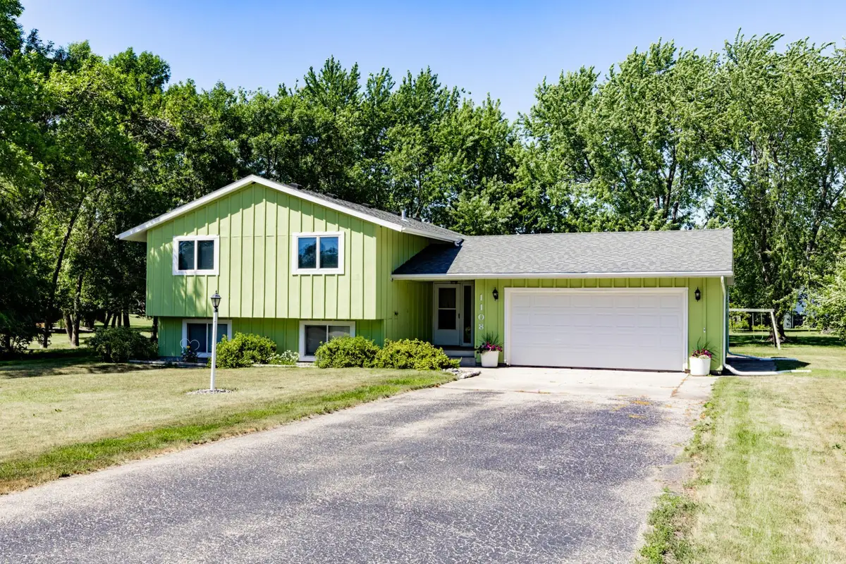 1108 62nd Avenue N, Moorhead, MN 56560 - #1