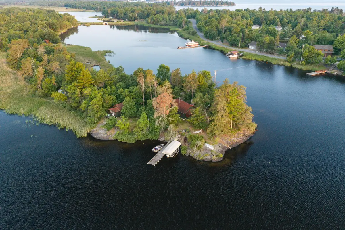 1922 Vellieux Island, International Falls, MN 56649 - #1