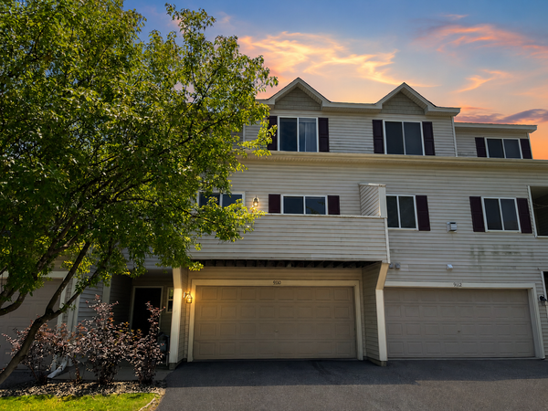9110 Comstock Lane N, Maple Grove, MN 55311