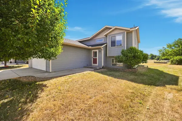 1050 Voyageur Street, Saint Cloud, MN 56303