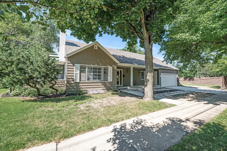 1419 6th Street Sw, Rochester, MN 55902 - #2