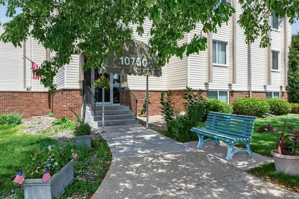 10750 Rockford Road #101, Plymouth, MN 55442