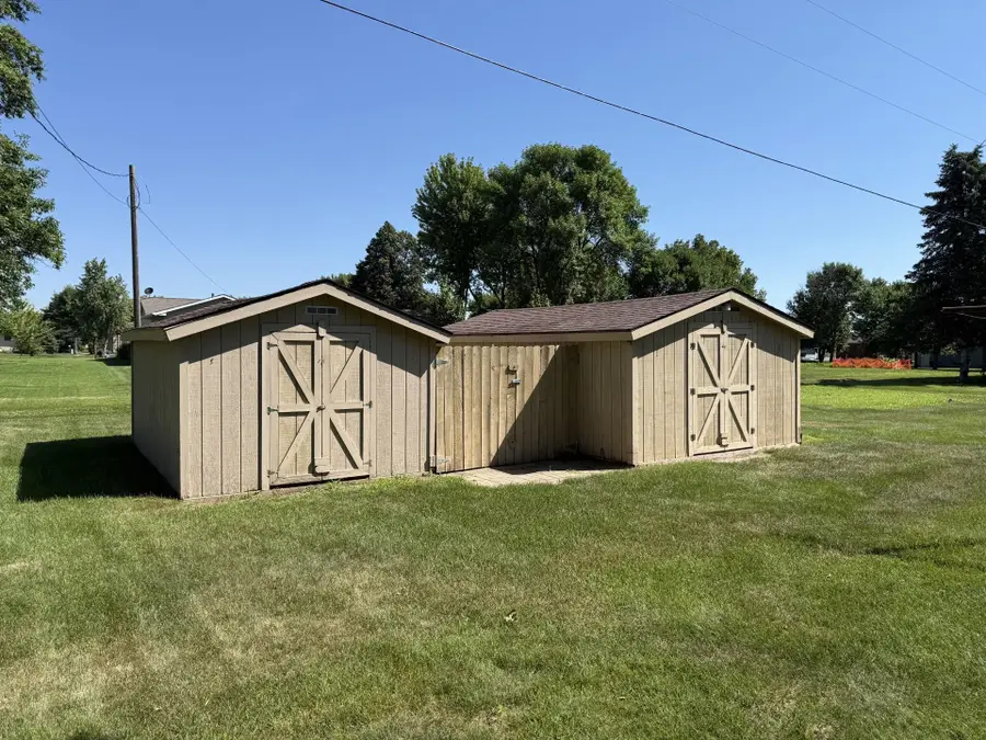570 3rd Street Nw, Richmond, MN 56368 - #3