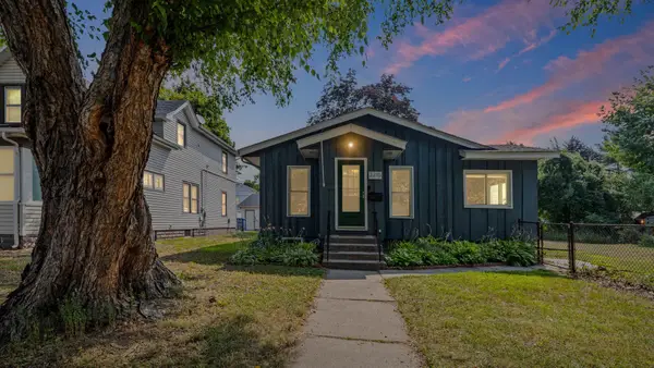 3215 36th Avenue S, Minneapolis, MN 55406
