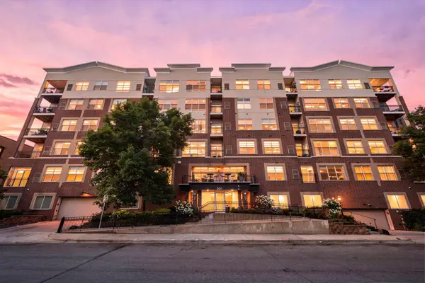301 Oak Grove Street #308, Minneapolis, MN 55403