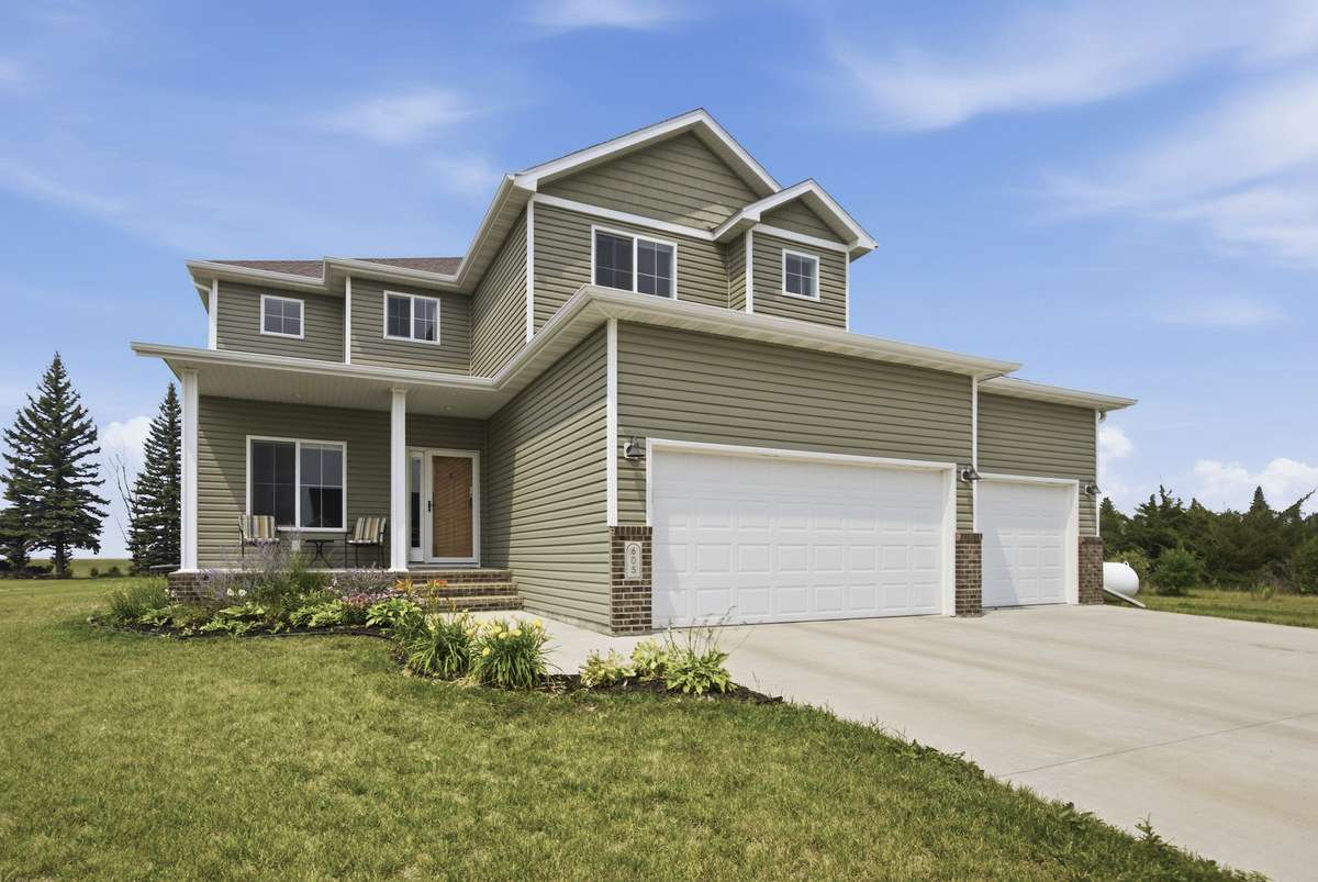 605 Sheyenne Drive, Abercrombie, ND 58001 - #1