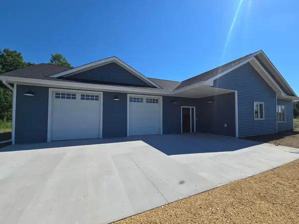 32 256th St Street, Osceola, WI 54020
