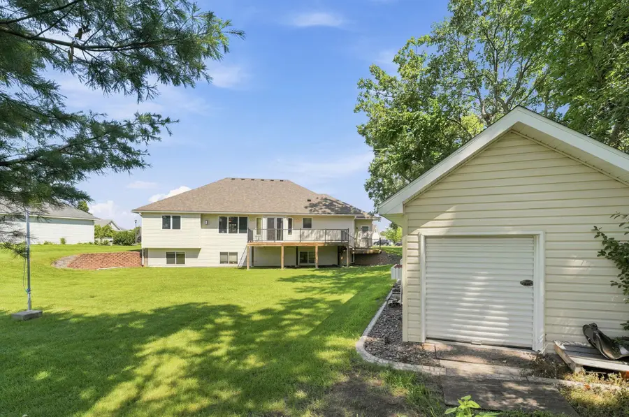 38249 Everton Avenue, North Branch, MN 55056 - #2