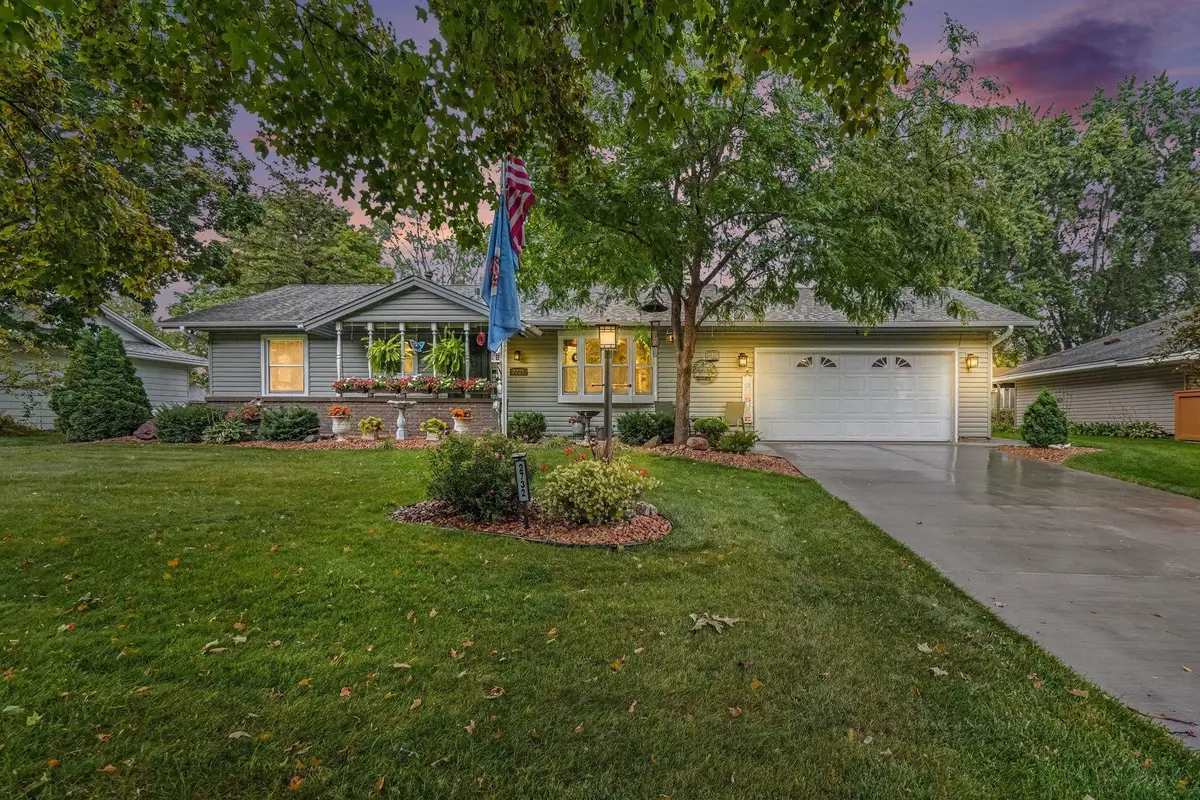 2732 107th Lane Nw, Coon Rapids, MN 55433 - #1