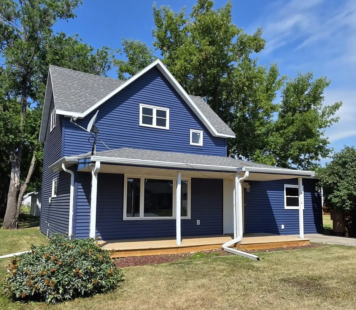 416 Franklin Avenue, Larimore, ND 58251 - #1