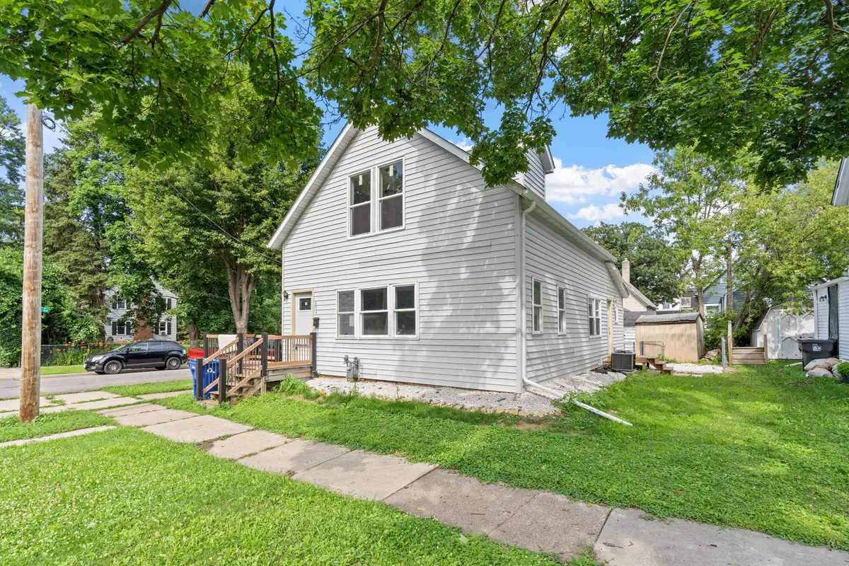 654 Winslow Avenue, Saint Paul, MN 55107 - #1