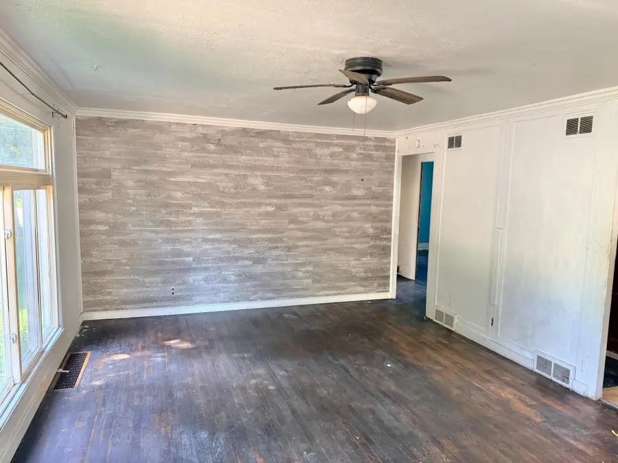 1205 James Avenue, Albert Lea, MN 56007 - #2