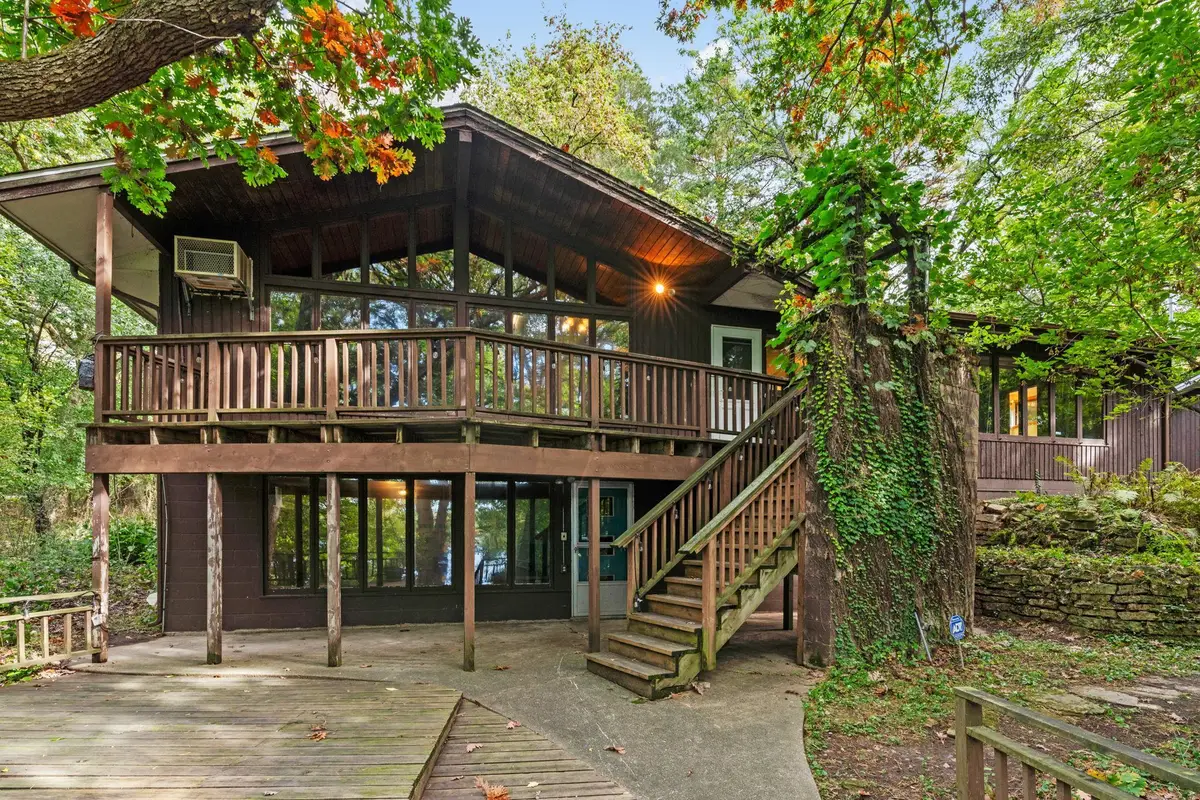8274 Hidden Bay Trail N, Lake Elmo, MN 55042 - #1