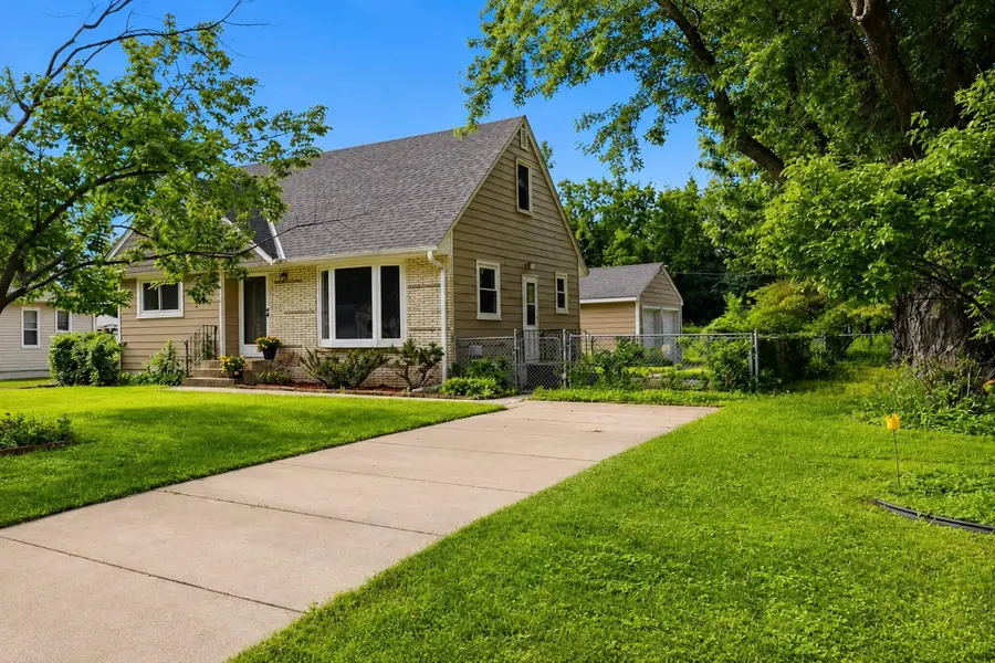 8933 Wally Drive, Golden Valley, MN 55427 - #2