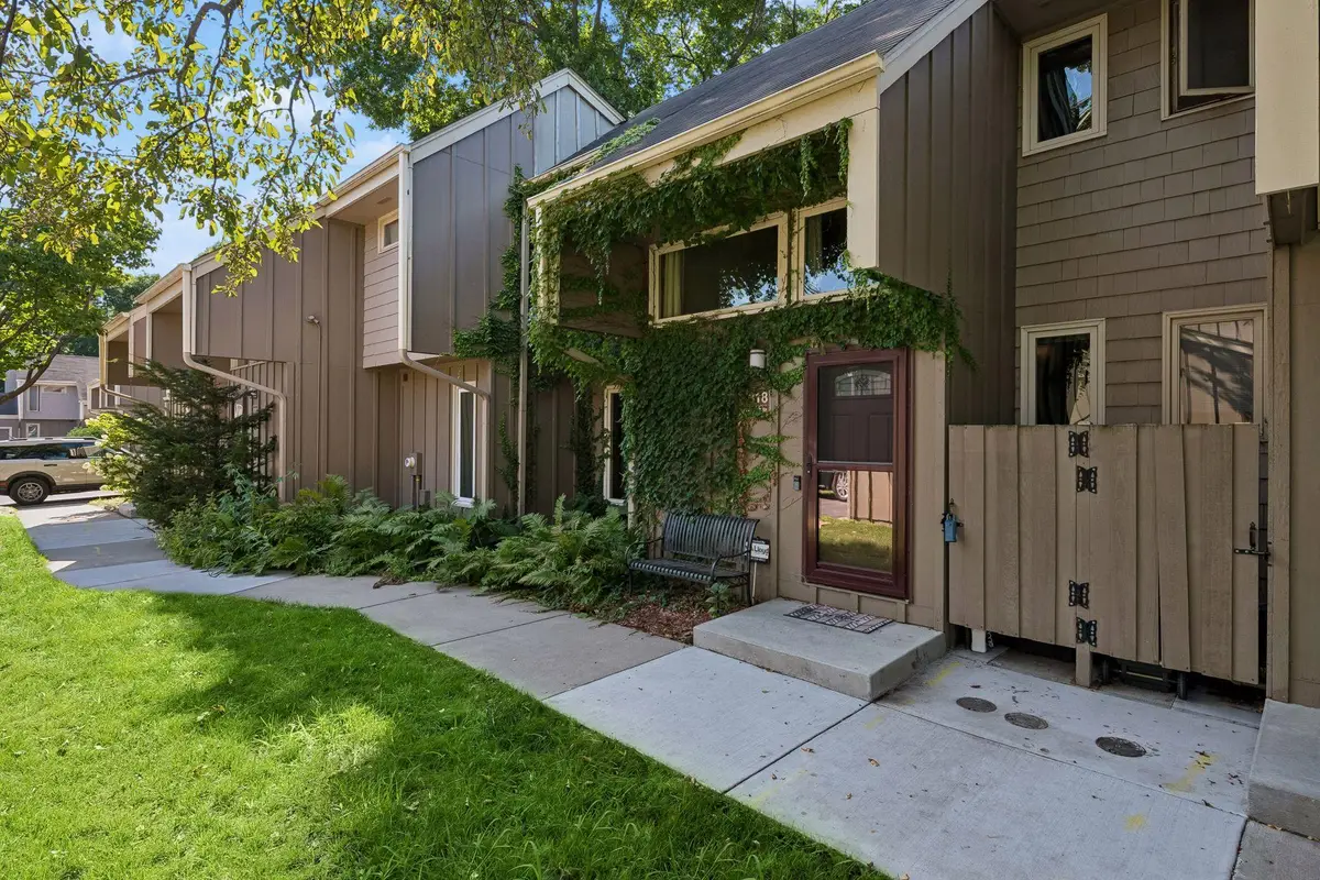 318 E 44th Street, Minneapolis, MN 55409 - #1