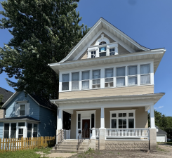 2221 Bloomington Avenue, Minneapolis, MN 55404
