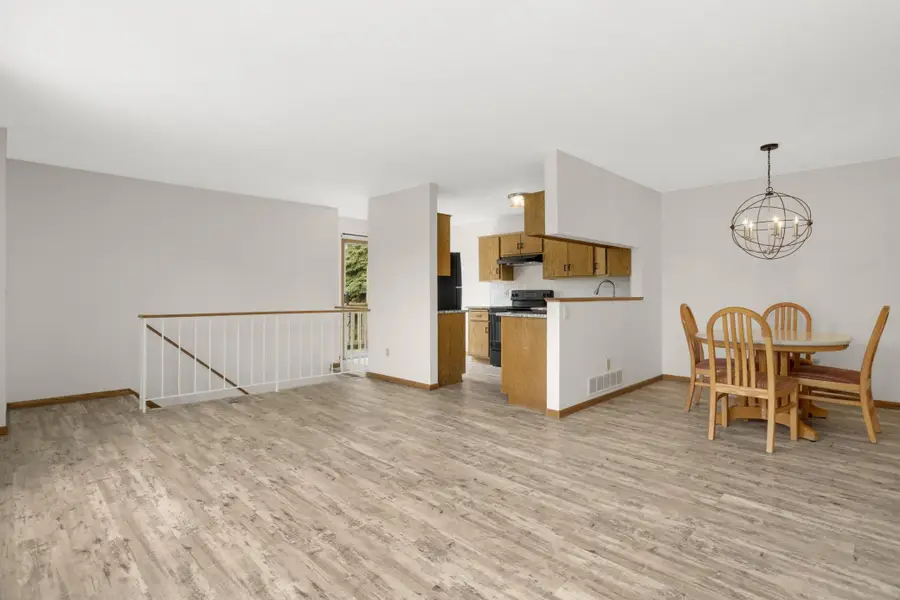7580 13th Street N, Oakdale, MN 55128 - #2