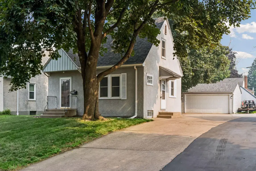 2007 Reaney Avenue E, Saint Paul, MN 55119 - #2