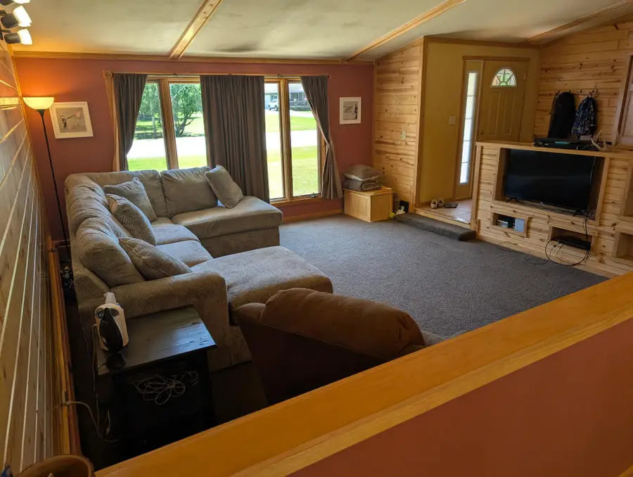 214 Shorewood Drive, International Falls, MN 56649 - #2