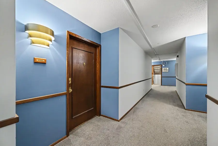 4397 Wilshire Boulevard #204, Mound, MN 55364 - #3