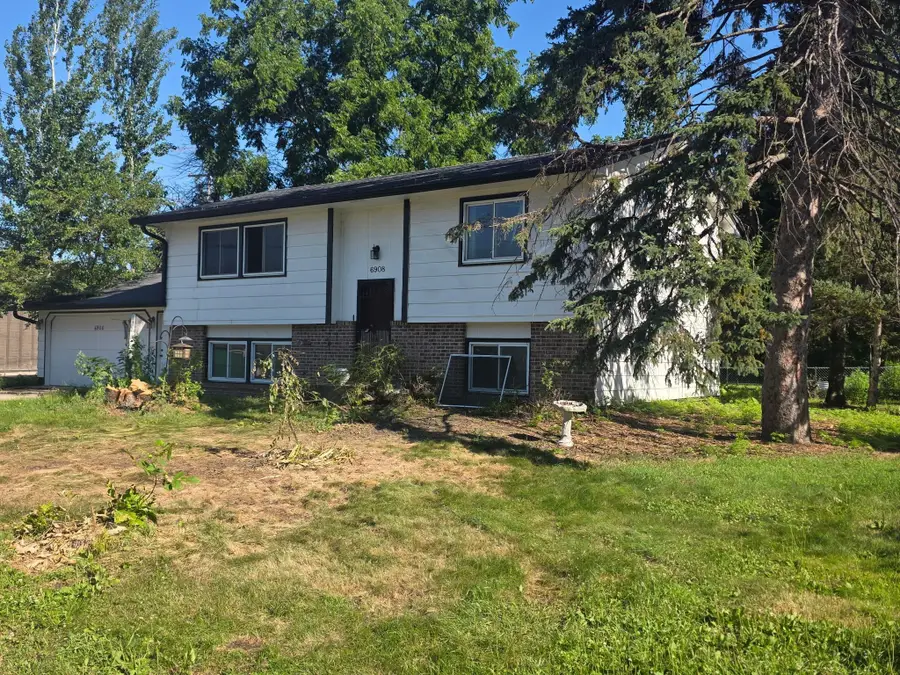 6908 64th Avenue N, Brooklyn Park, MN 55428 - #3