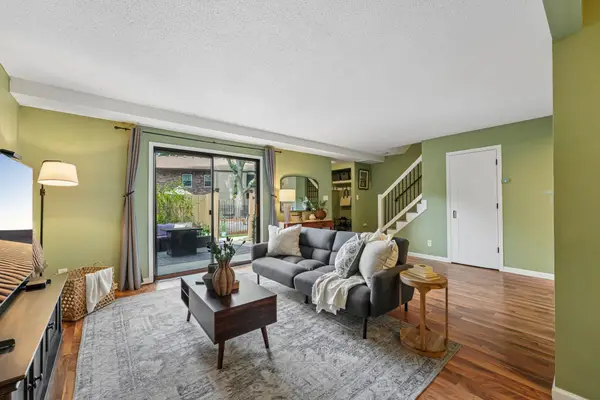 2411 Unity Avenue N, Golden Valley, MN 55422