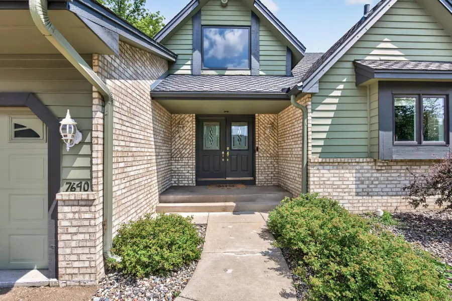 7640 Douglas Drive N, Brooklyn Park, MN 55443 - #3