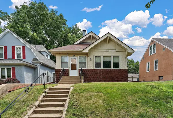 3010 James Avenue N, Minneapolis, MN 55411