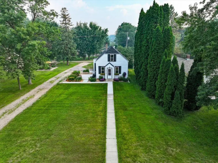 416 W Soo Street, Parkers Prairie, MN 56361 - #2