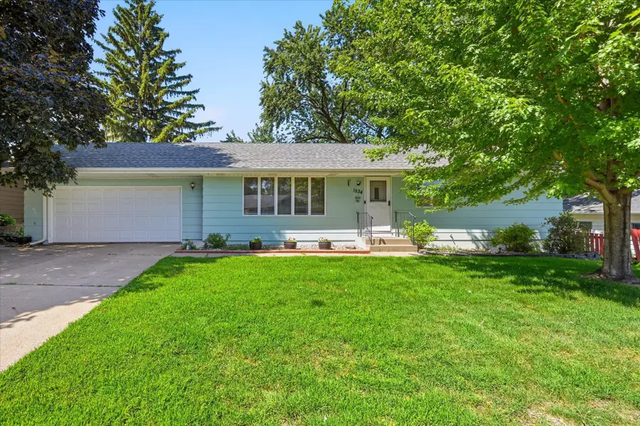 1534 17th Street Nw, New Brighton, MN 55112 - #2