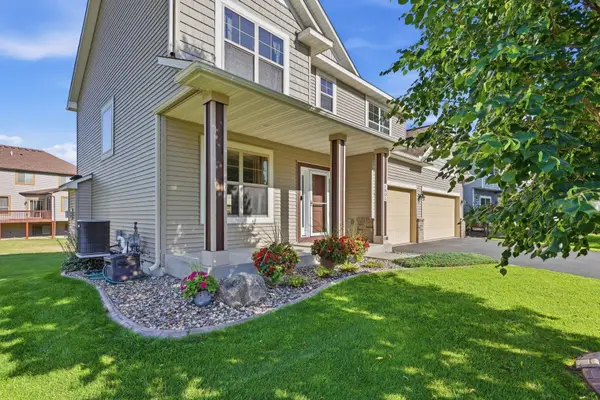 1801 Foothill Trail, Shakopee, MN 55379