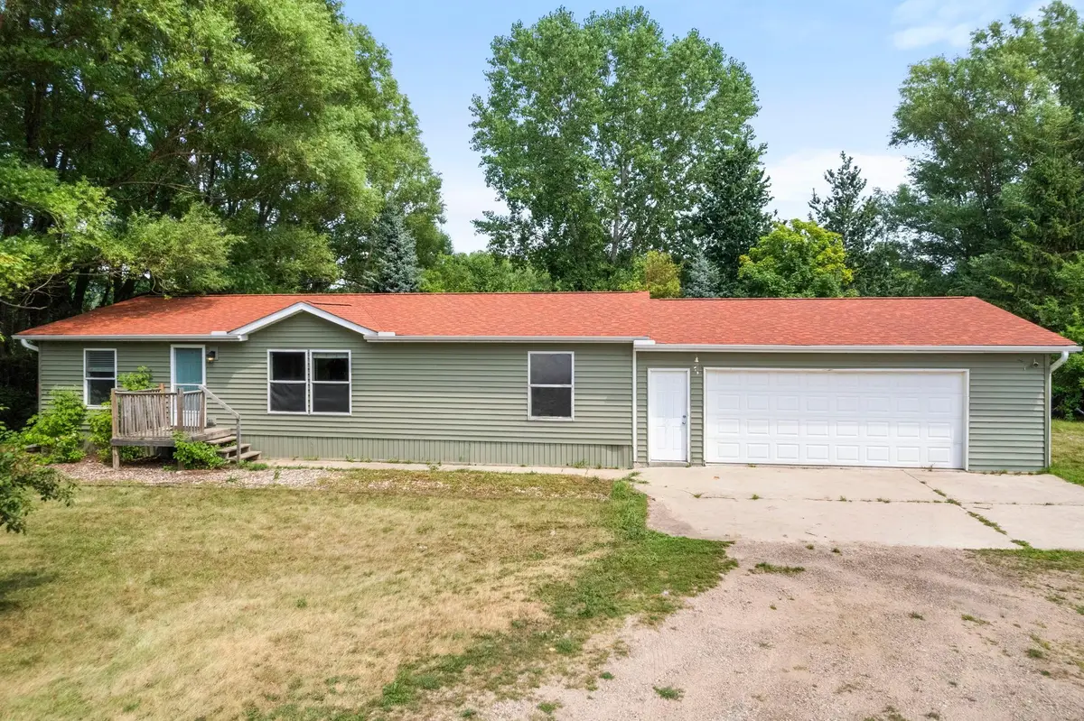 3286 County Road 5 Nw, Annandale, MN 55302 - #1