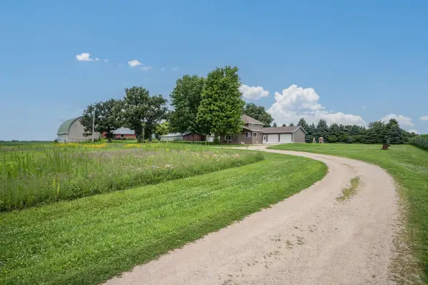 205 232nd Avenue, Fairmont, MN 56031
