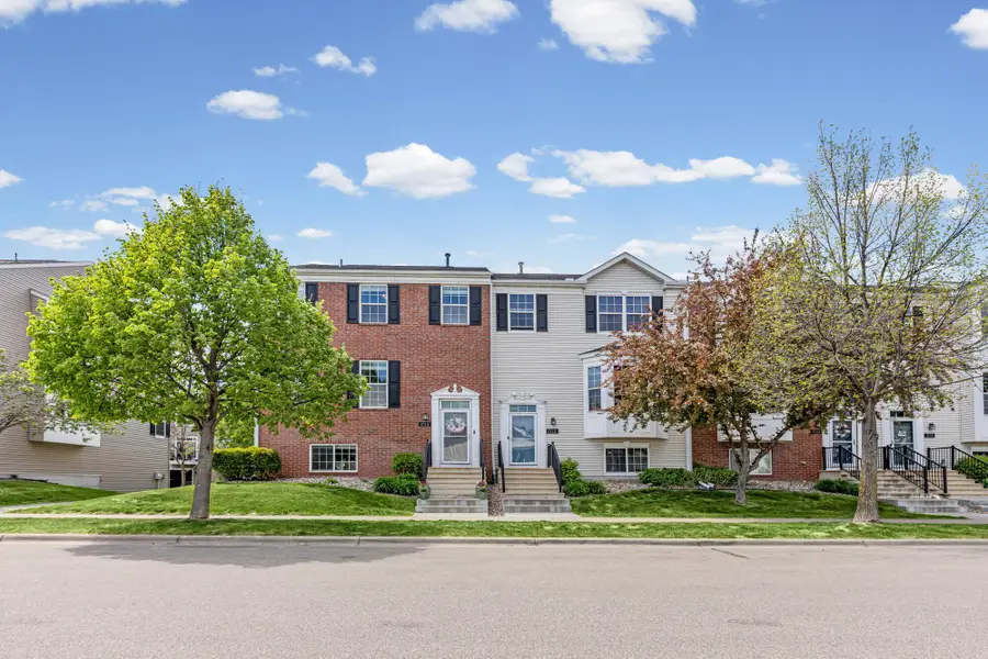 1724 Riverside Drive, Shakopee, MN 55379 - #3