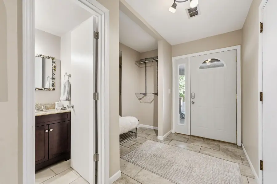 1762 Mcknight Road N #17, Maplewood, MN 55109 - #2