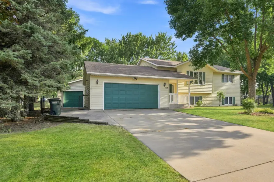 704 3rd Avenue N, Sartell, MN 56377 - #2